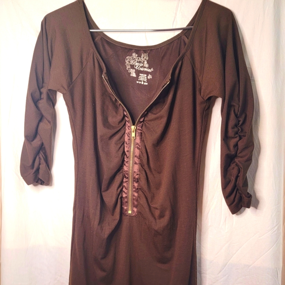 short casual dress, brown.size L Basic universal dresses good condition